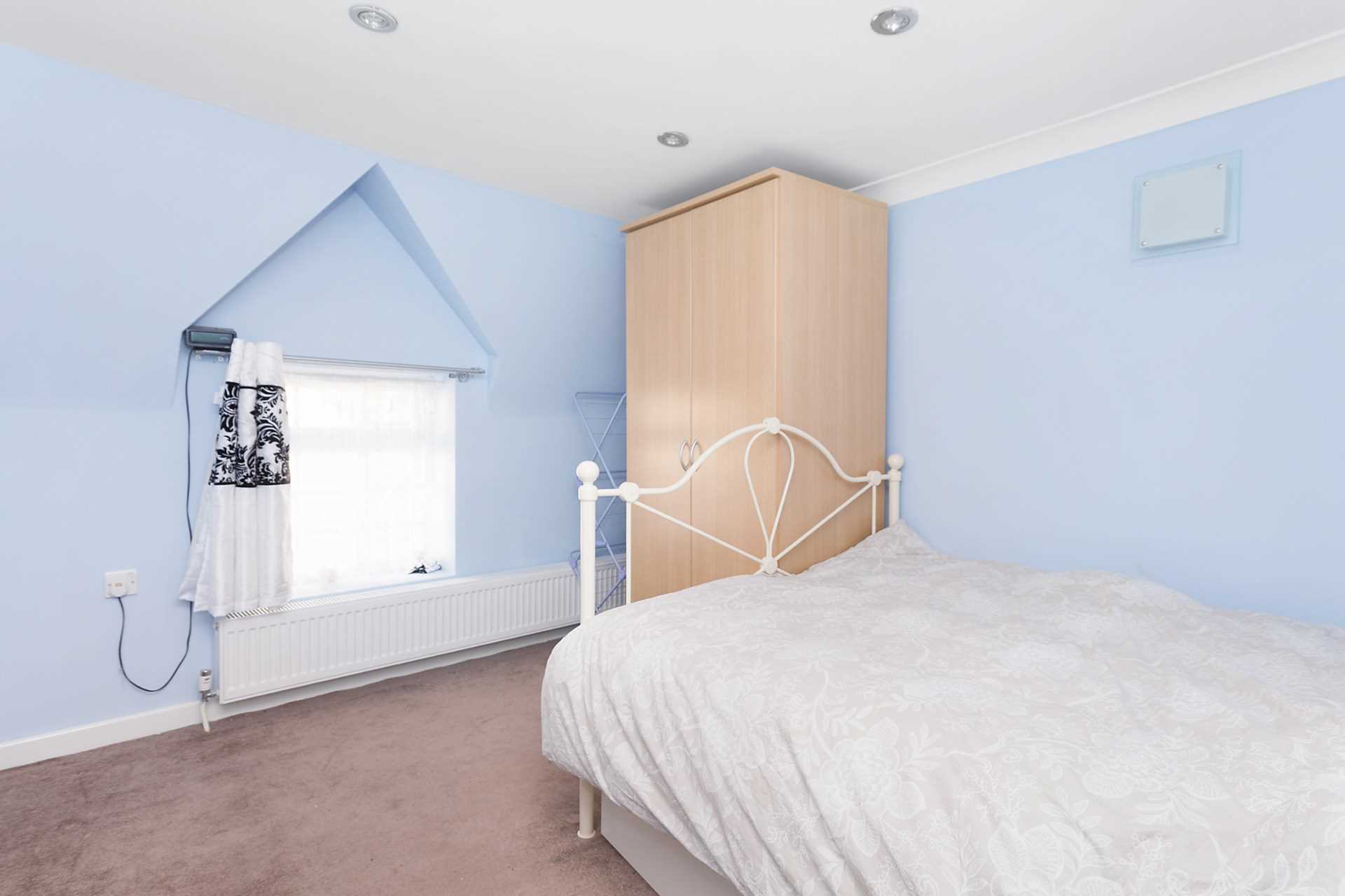 CAISTOR MEWS, BALHAM, SW12, Image 3