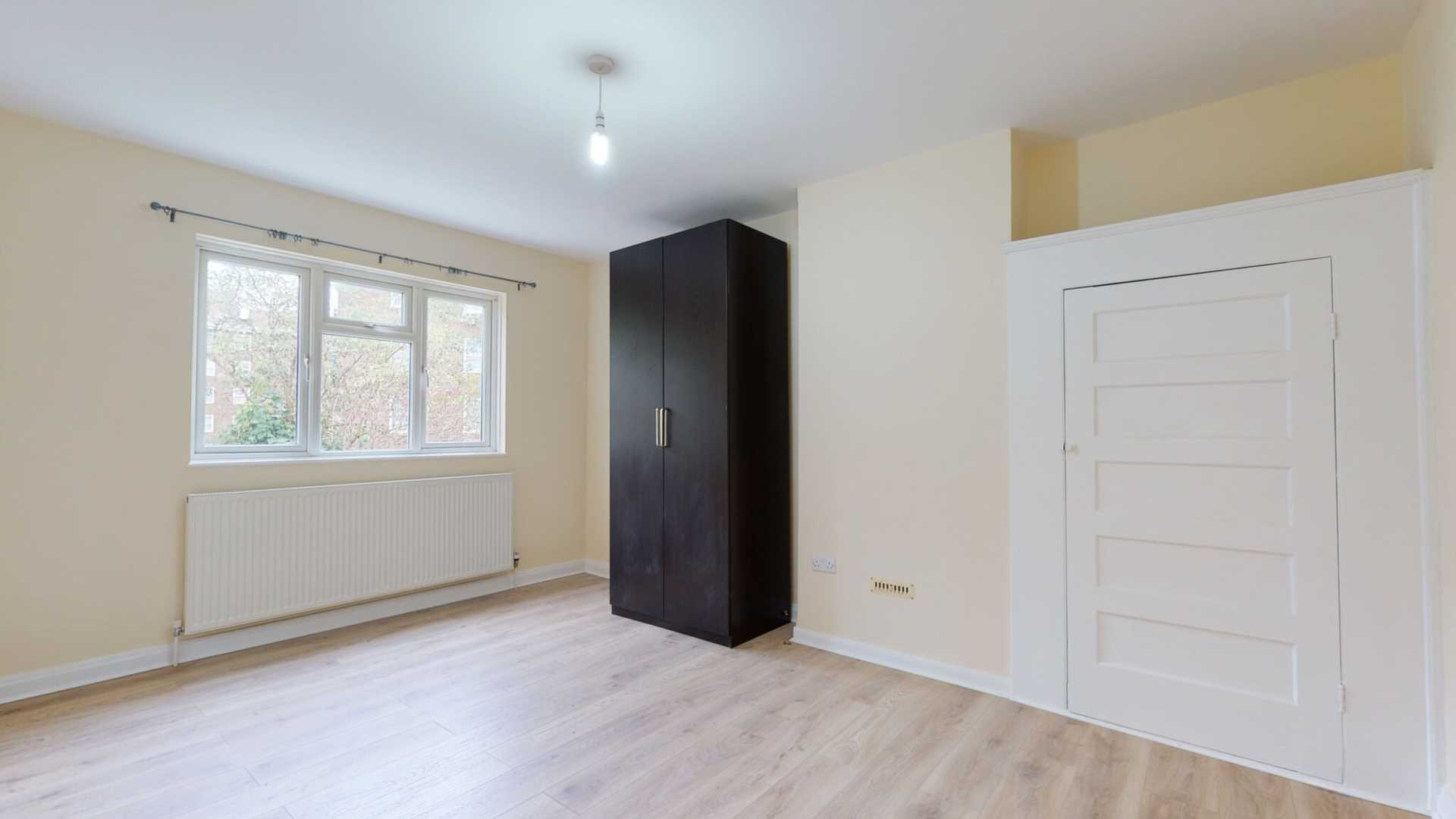 Conifer Gardens, SW16, Streatham, London, Image 8