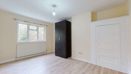 Conifer Gardens, SW16, Streatham, London, Image 8