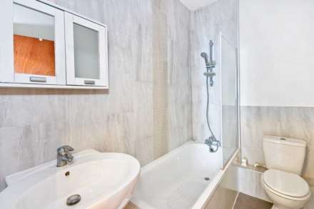 Worple Road, South Wimbledon, SW19, Image 3