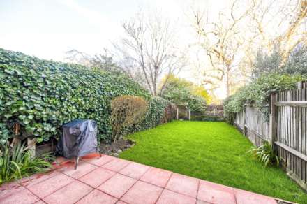 Howards Lane, Putney, Image 11