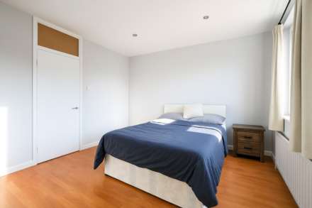 Howards Lane, Putney, Image 14