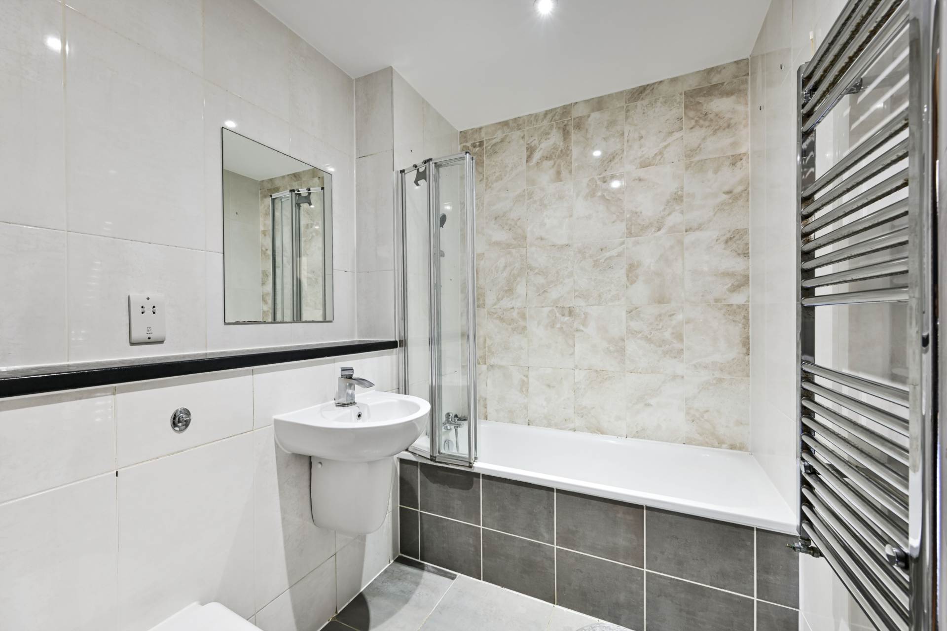 Woodbury Close, Croydon, Image 6