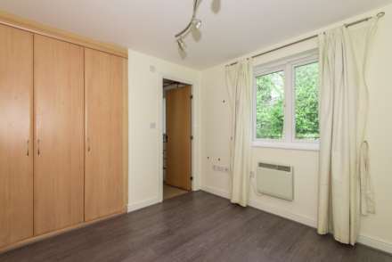 Veronica Gardens, Streatham SW16, Image 1