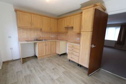 Langdon Close, Chard, Image 5