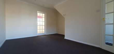 Bryer Close, Chard, Image 2