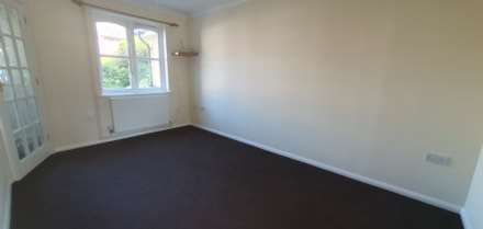 Bryer Close, Chard, Image 3
