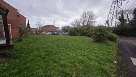 Darwin Close, Taunton, Image 9