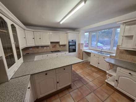 Valley Road, Taunton, Image 4