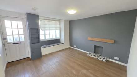 78 Holyrood Street, Chard, TA20 2AH, Image 3