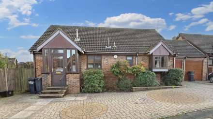 2 Bedroom Detached Bungalow, Kinforde, Chard