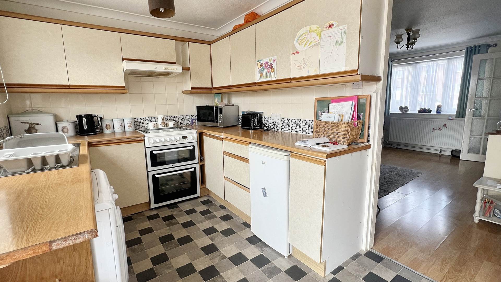 Langdon Close, Chard, Image 4