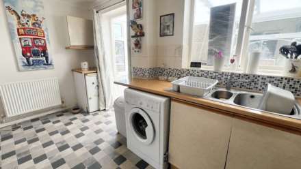 Langdon Close, Chard, Image 6