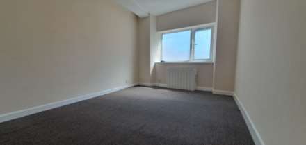 Holyrood Street, Chard, Image 4
