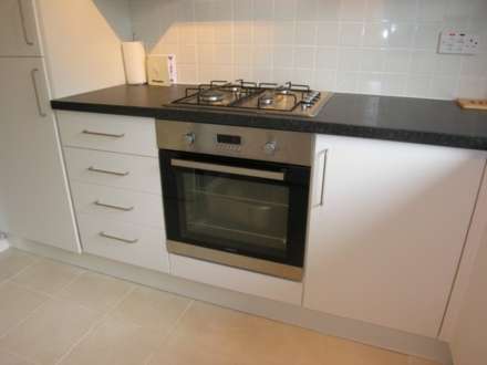 Sycamore Court, Chard, Image 6