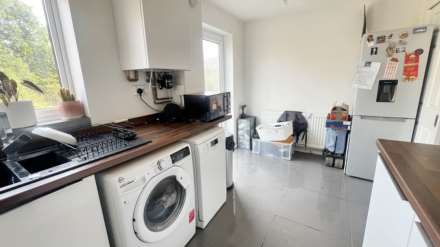 John Gunn Close, Chard, Image 5