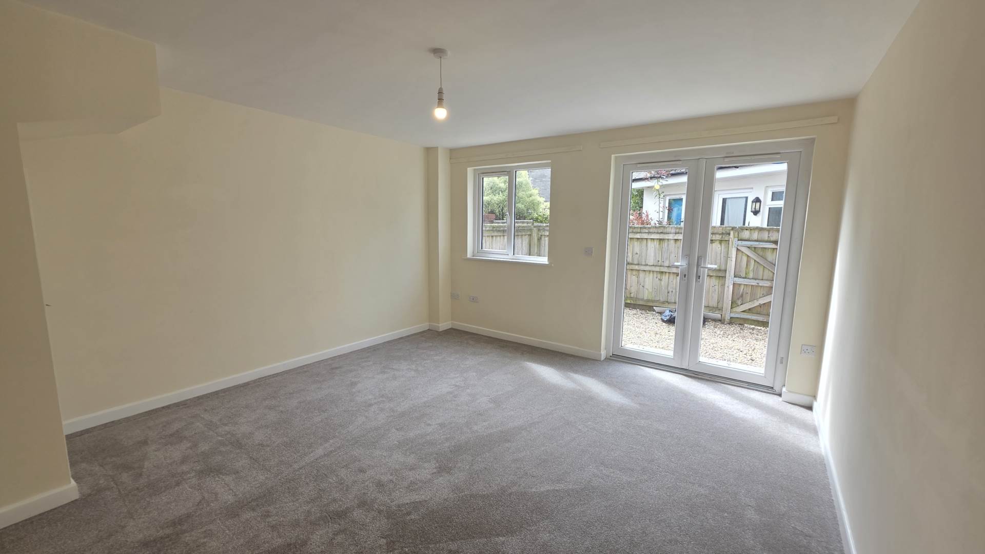 Wheddon Court, Chard, Image 2