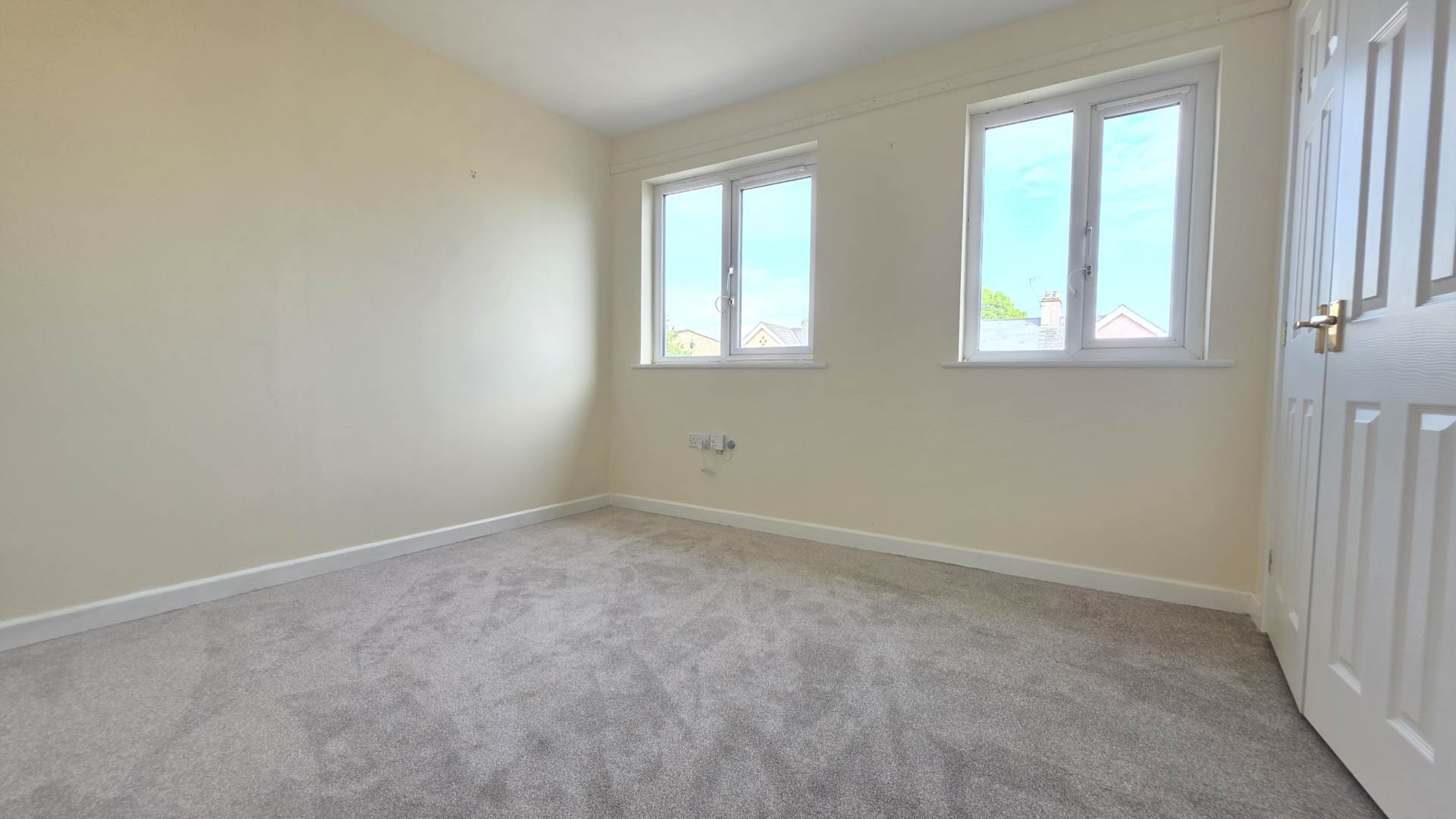 Wheddon Court, Chard, Image 5