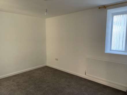 Fore Street, Chard, Image 7