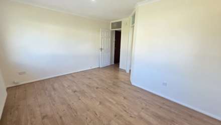 Bubwith Close, Chard, Image 3