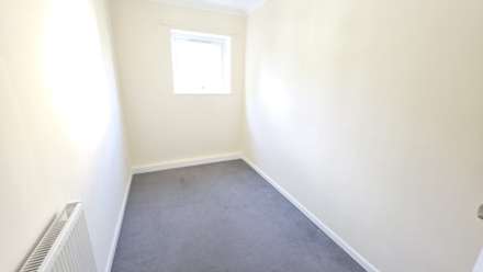 Bubwith Close, Chard, Image 6