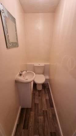 South Street, Crewkerne, Image 14