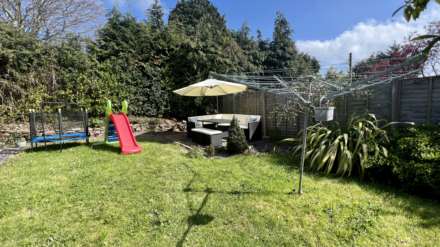 Beasely Court, Chard, Image 20