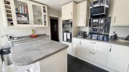 Beasely Court, Chard, Image 7