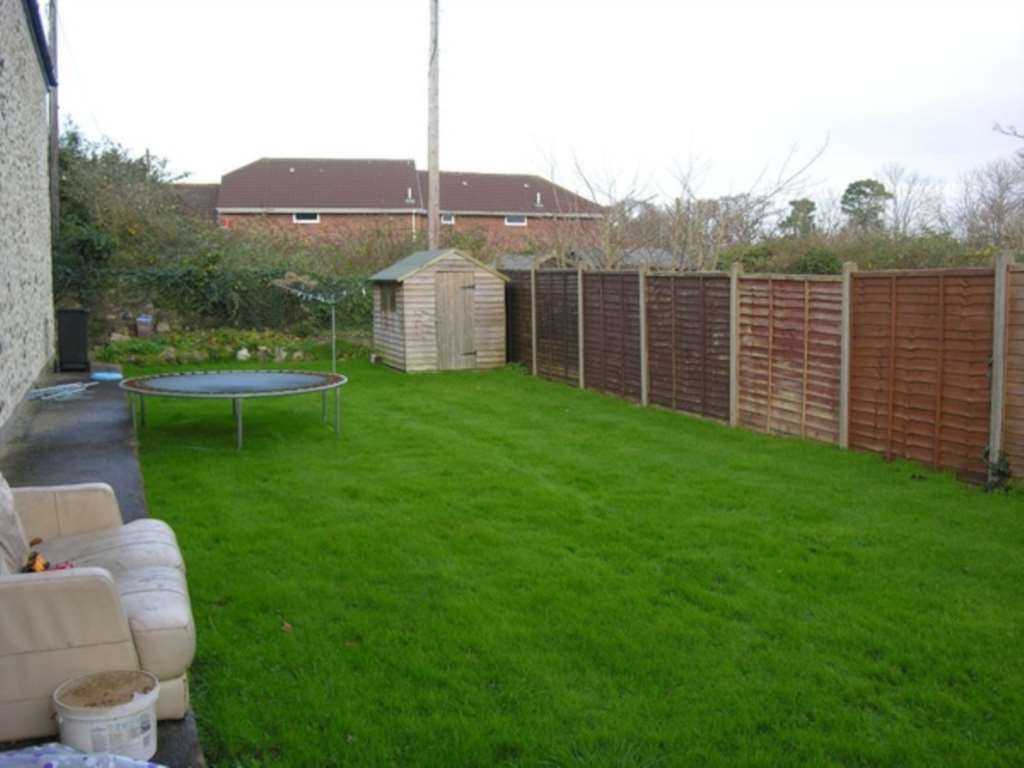 Phoenix Courtyard, Chard, Image 7