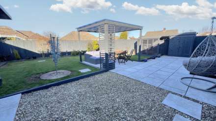 St Marys Close, Chard, Image 21