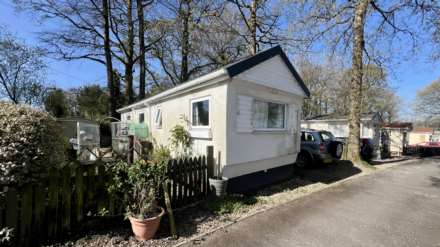 Turnpike, Chard, Image 1