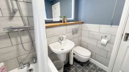 Barberry Drive, Chard, Image 12