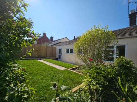 New Bungalows, Chard, Image 12