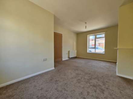 New Bungalows, Chard, Image 3