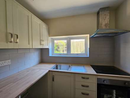 New Bungalows, Chard, Image 5