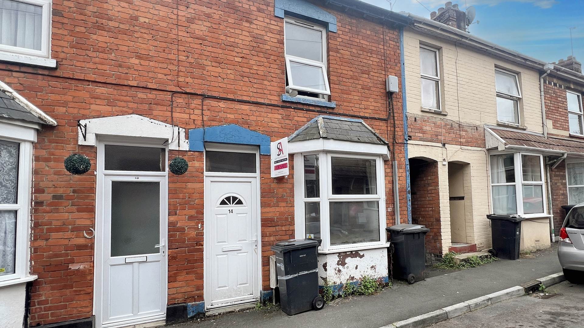 Coronation Street, Chard, Image 1