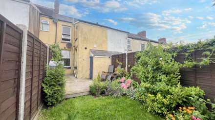 Coronation Street, Chard, Image 22