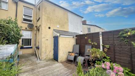 Coronation Street, Chard, Image 23