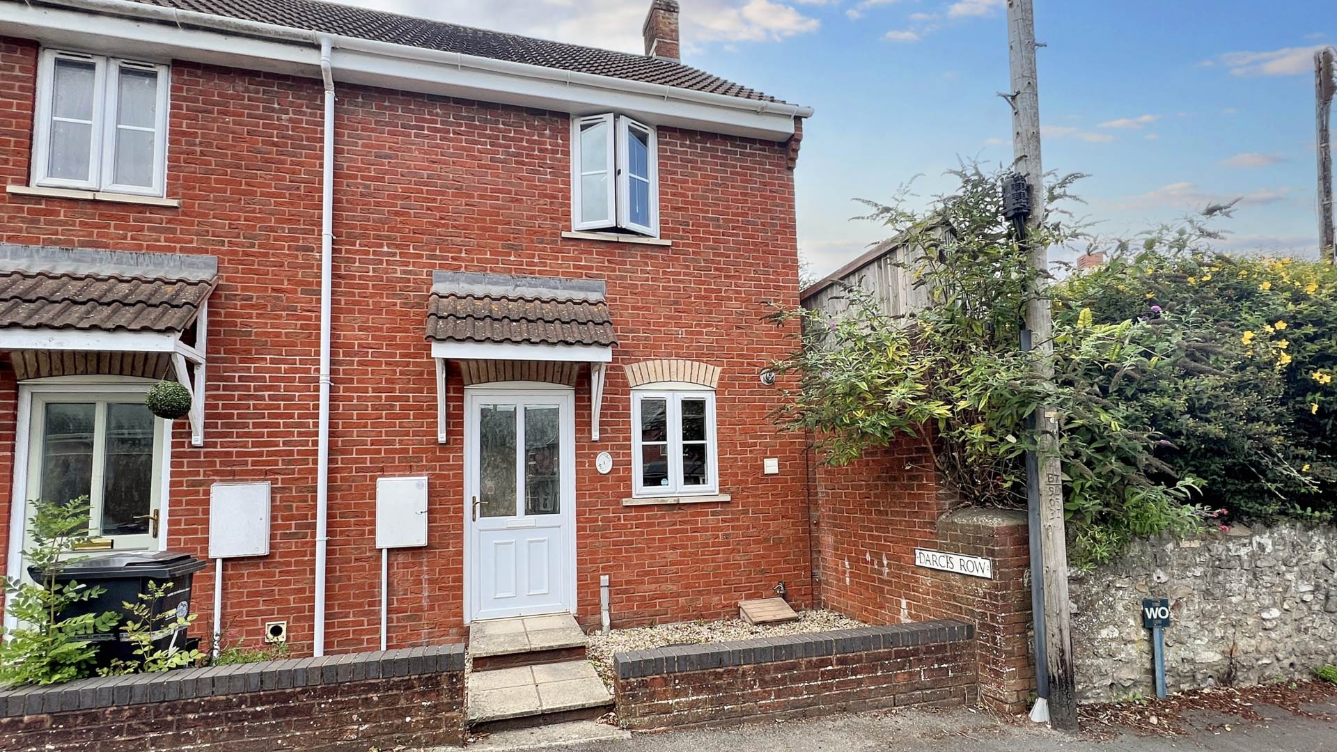 Darcis Row, Chard, Image 1