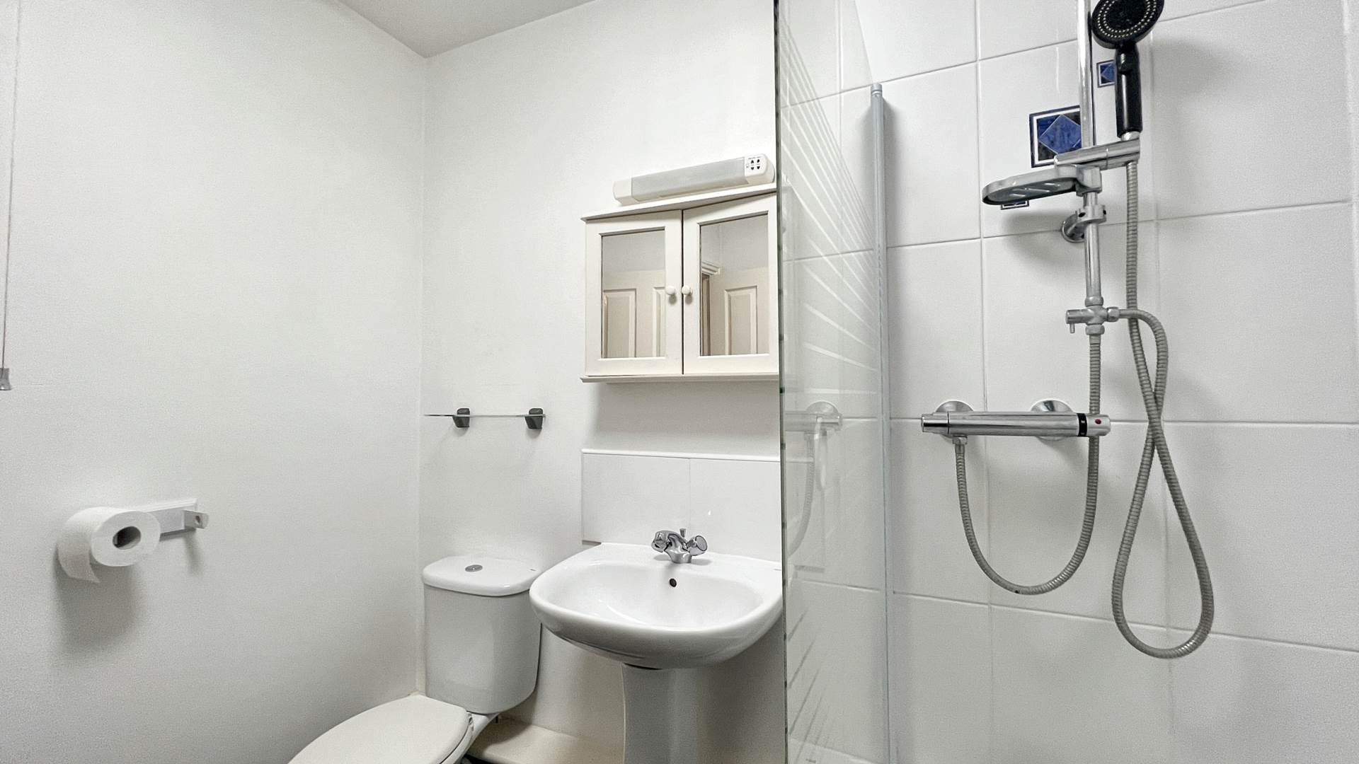 Darcis Row, Chard, Image 11