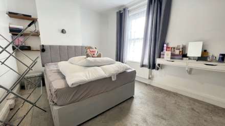 Coronation Street, Chard, Image 12