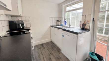 Coronation Street, Chard, Image 5