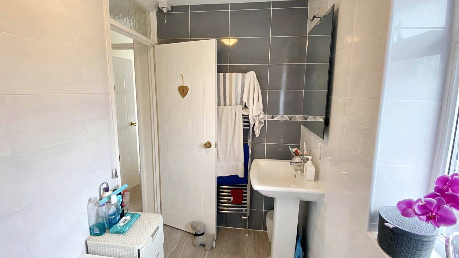 Bampton Avenue, Chard, Image 12