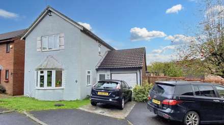 Property For Sale Bampton Avenue, Chard