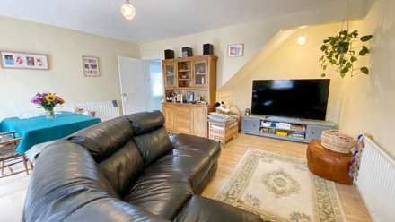 Bampton Avenue, Chard, Image 3