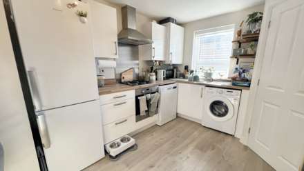 Honeycomb Vale, Chard, Image 2