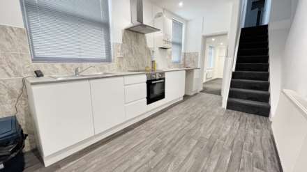 Angel Court, Fore Street, Image 4