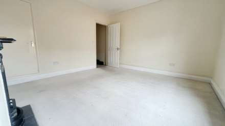 Cambridge Street, Chard, Image 9