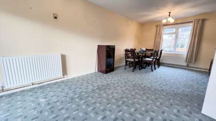 Bubwith Close, Chard, Image 4