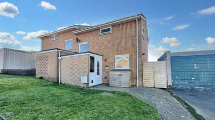 Cowen Close, Crewkerne, Image 1
